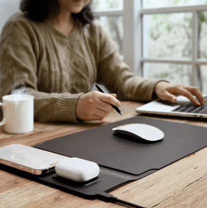 **4-in-1 Wireless Charging Laptop Sleeve UAE – Laptop Case with Built-In Charging & Multi-Function Storage**