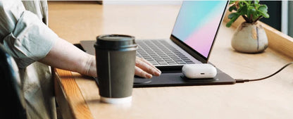 **4-in-1 Wireless Charging Laptop Sleeve UAE – Laptop Case with Built-In Charging & Multi-Function Storage**